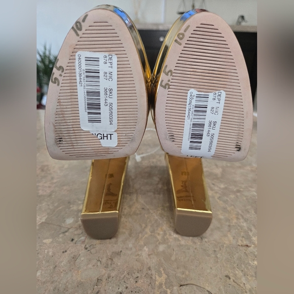 Antonio Melani x Nat Note Pia Mirror Metallic Platform Pumps. Gold (Size 5.5) - Picture 9 of 14